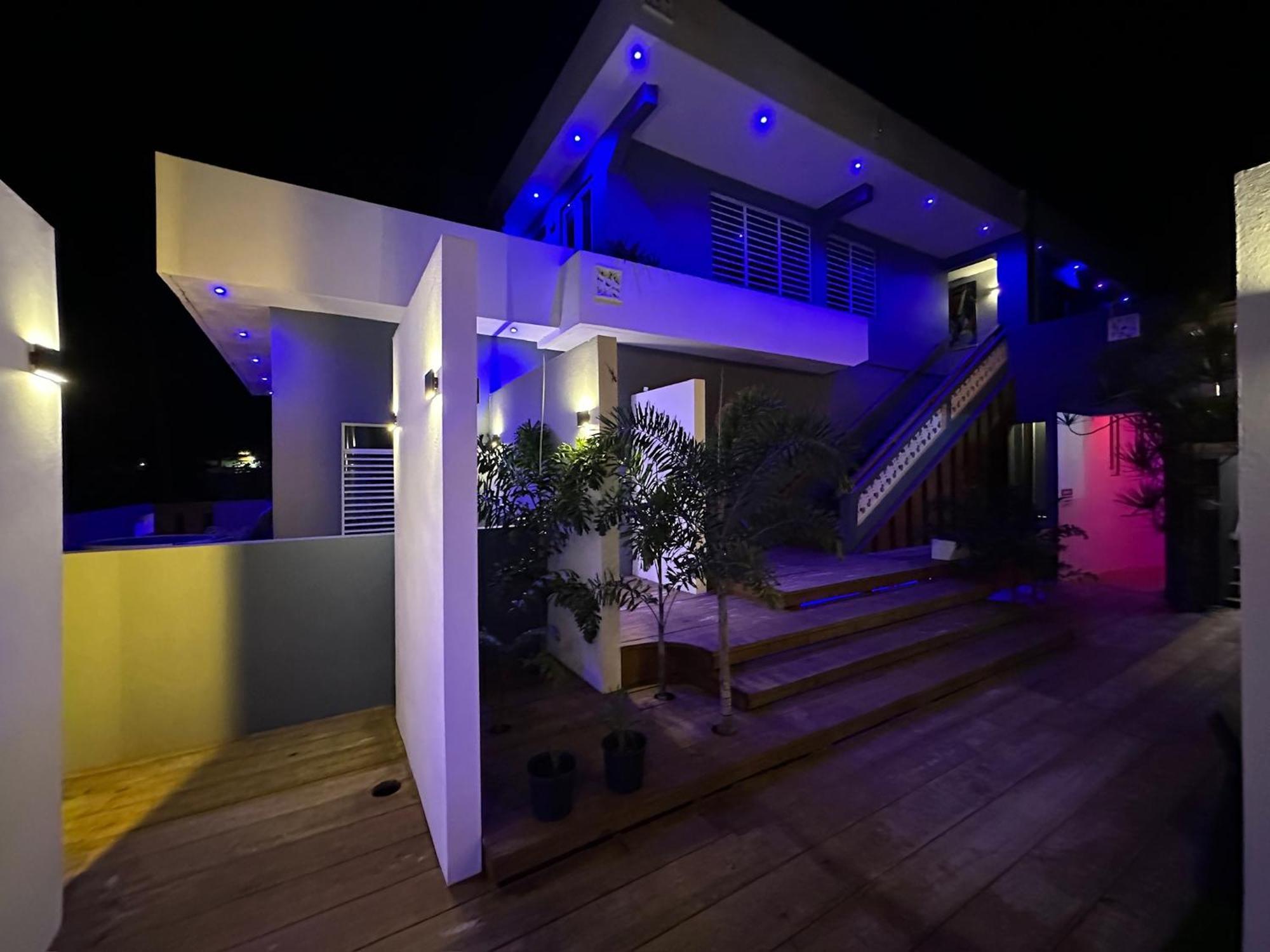Old Crow Hotel And Suites Vieques Esterno foto
